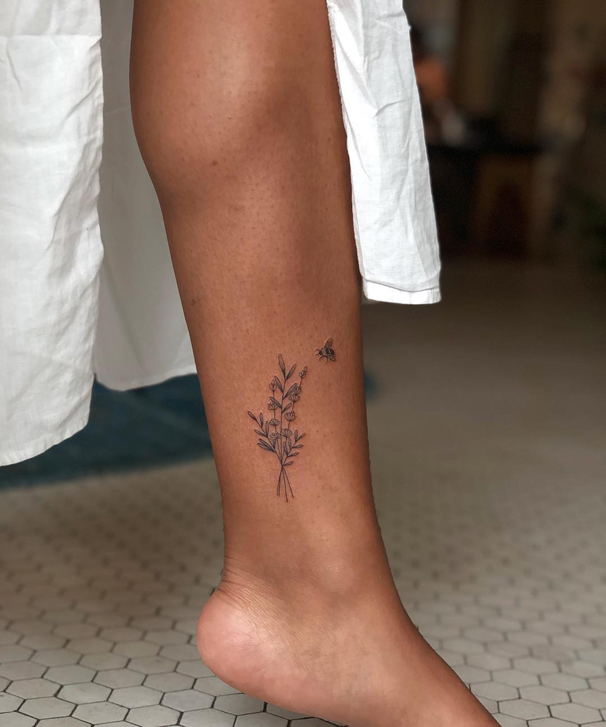 35 Amazing Ankle Tattoo Designs For Women To Try In 2023