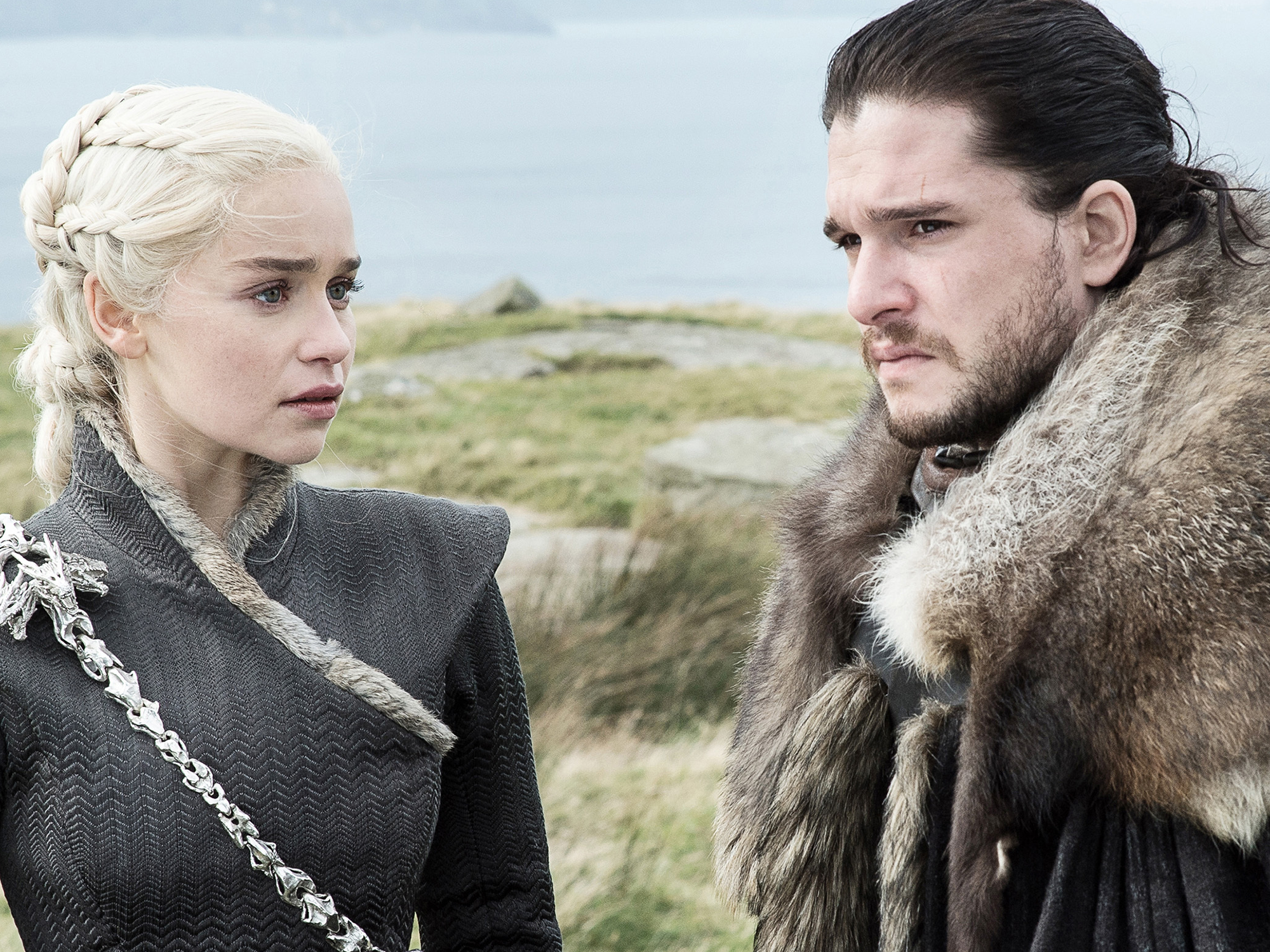 Emilia Clarke Daenerys Targaryen Jon Snow Crush GoT