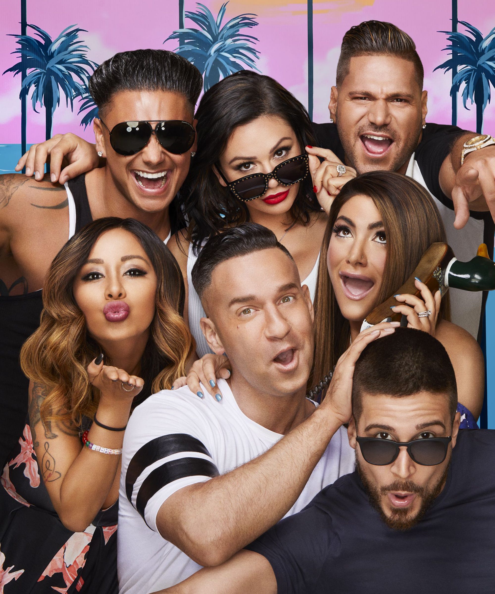 P.M. entertainment links: 'Jersey Shore' domination; Snooki, JWOWW