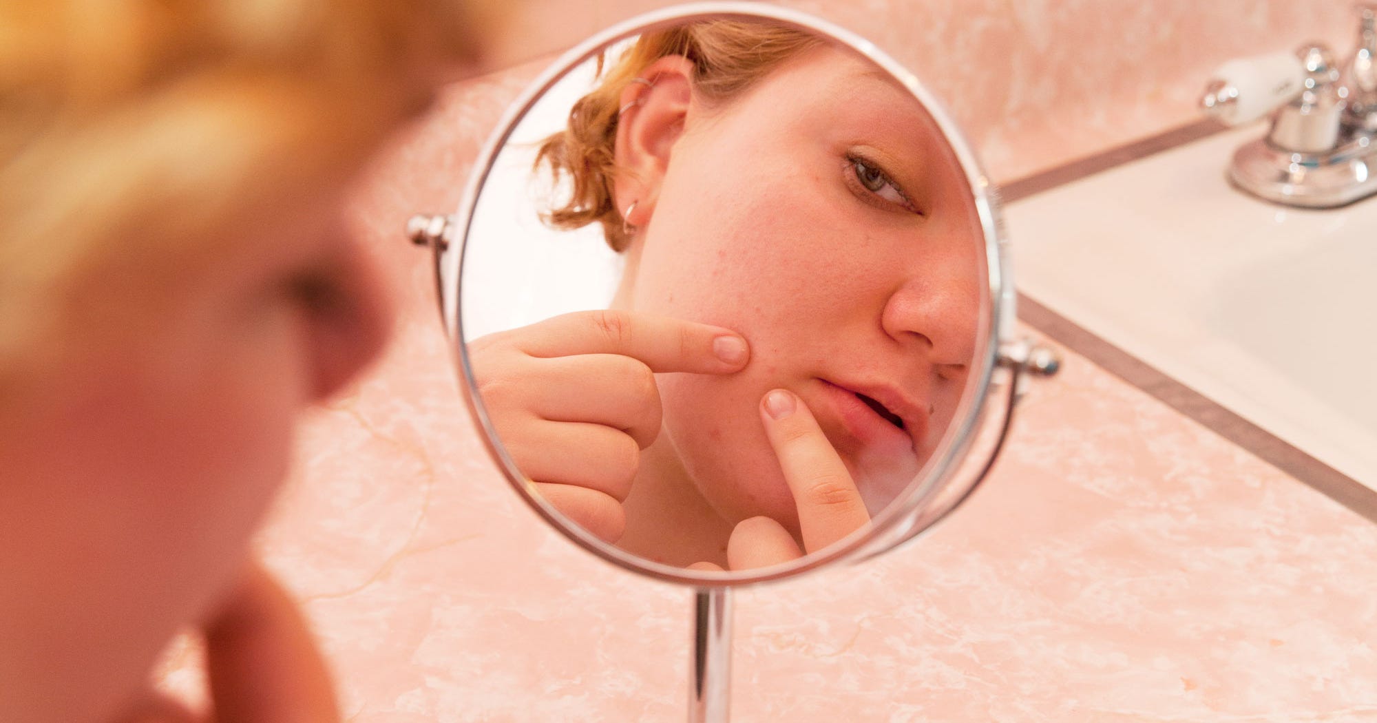 Neutrogena Launches Light Therapy Acne Spot Treatment