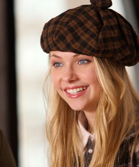 Gossip Girl Unrealistic Moments Ridiculous Teen Scandal