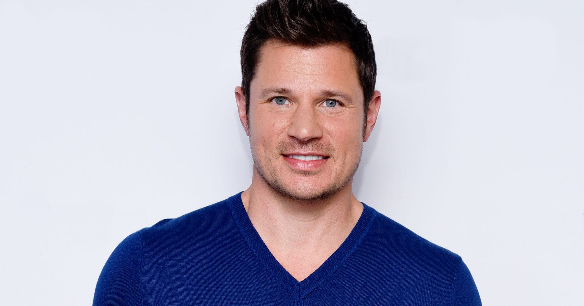Nick Lachey 98 Degrees Now Kids, Dog Allergy Program(02)