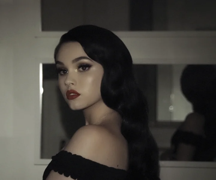 Collection de produits sur Maggie Lindemann - Boutique Collection de produits sur Maggie Lindemann - Boutique