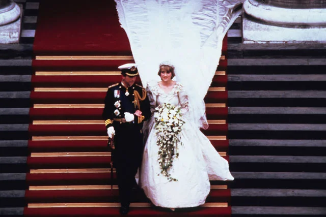 princess diana's wedding dress Princess Diana's Wedding Dress