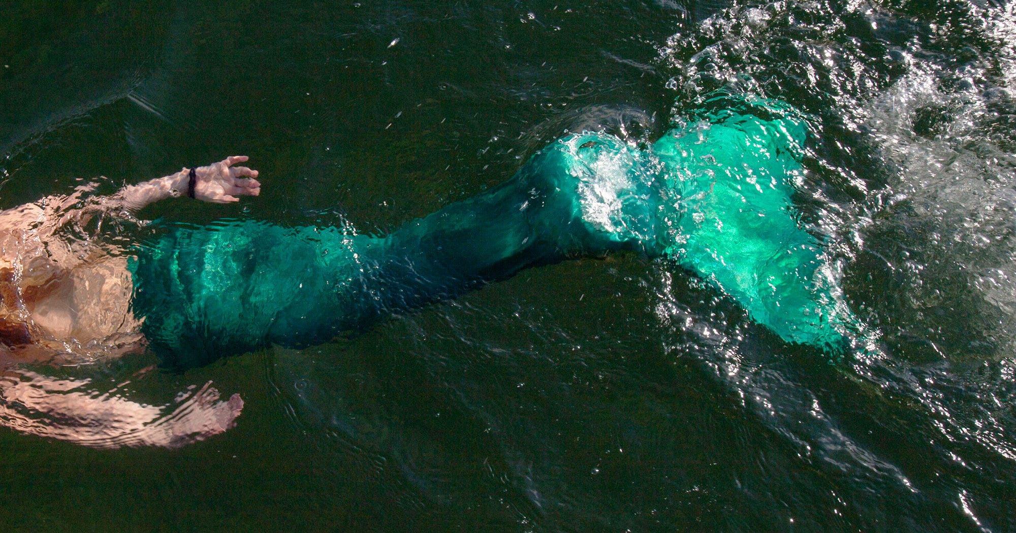 Viral Makeup Artist Mermaid Tale Leg Scales Photos