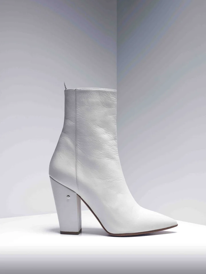 laurence dacade white boots
