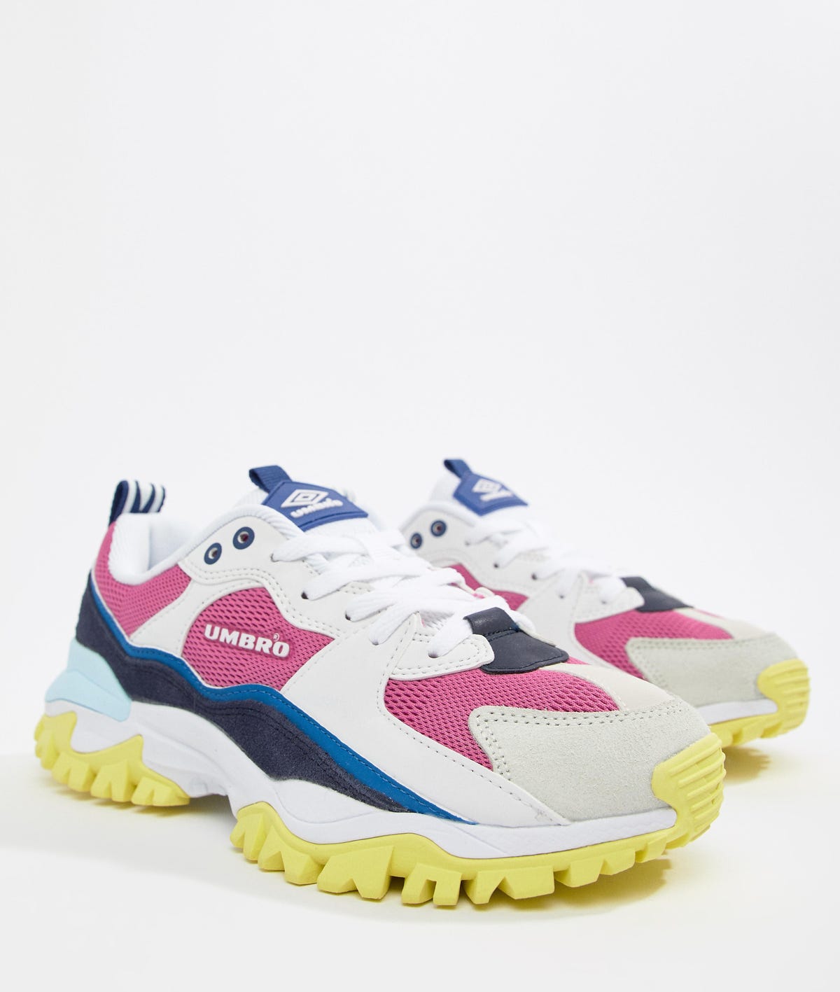 Biggest Shoe Trends of Fall 2018 Boots, Sneakers Biggest Shoe Trends of Fall 2018 Boots, Sneakers