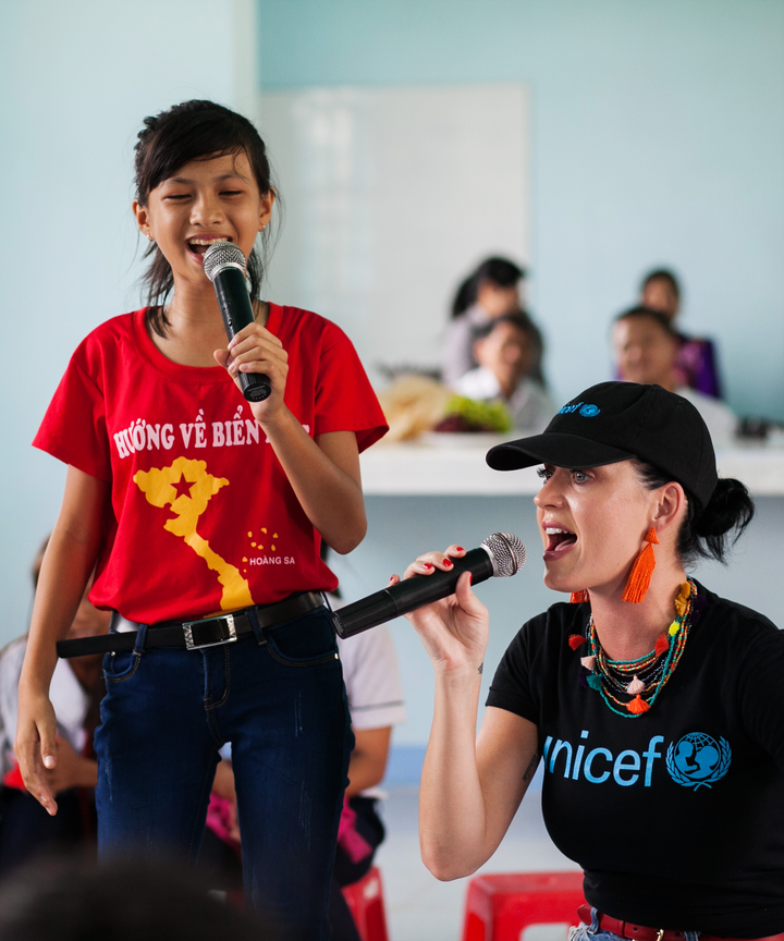 Katy Perry Vietnam Visit Children UNICEF