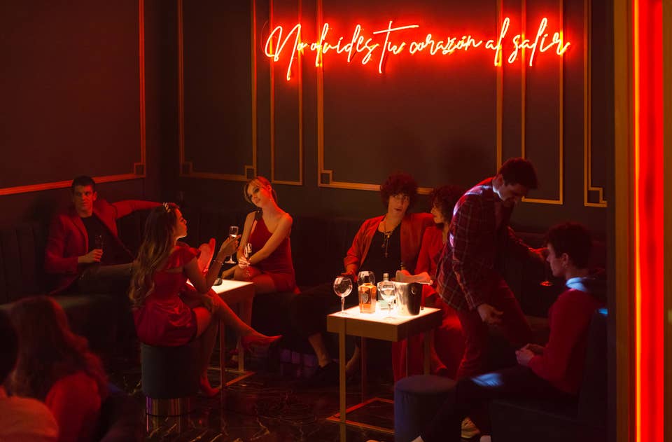 Elite Season 2 Cast Photos And Teaser Trailer