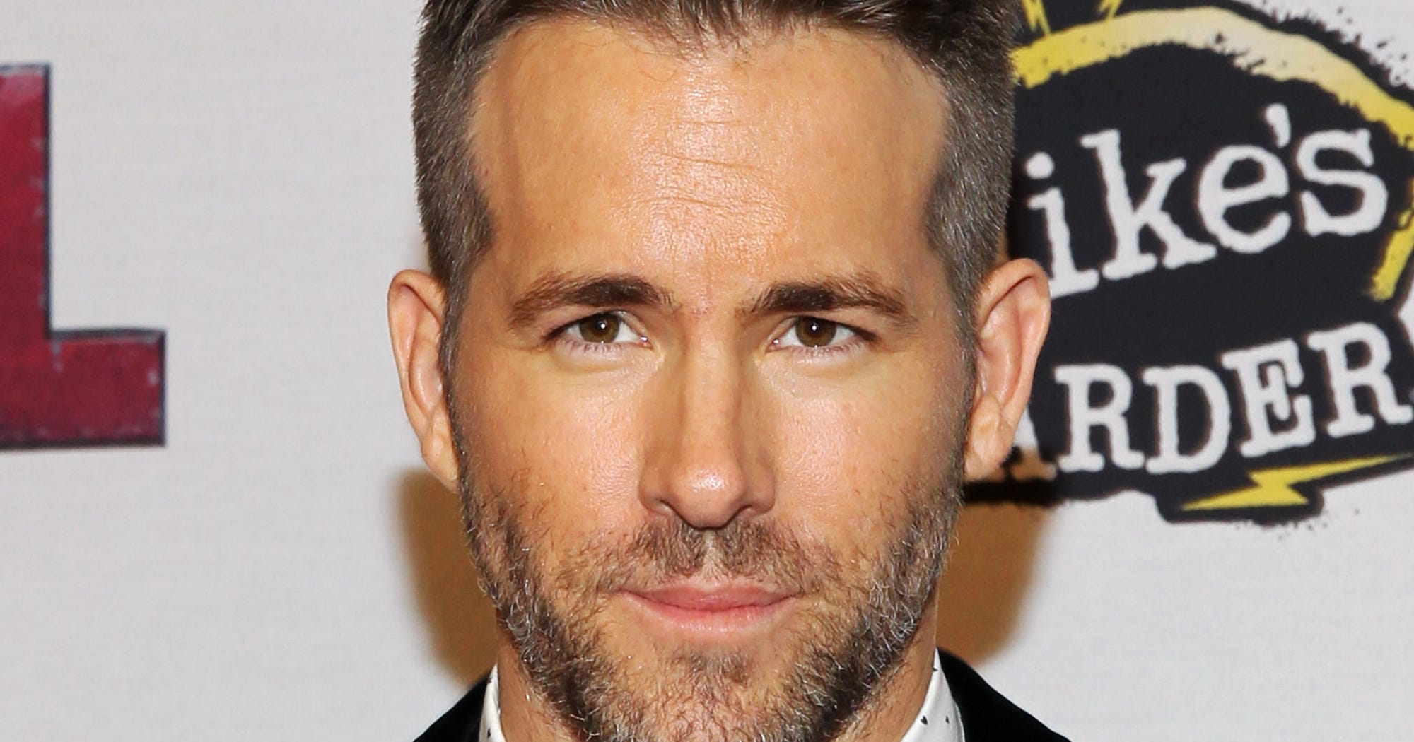 Ryan Reynolds Deadpool Fan Cancer Death
