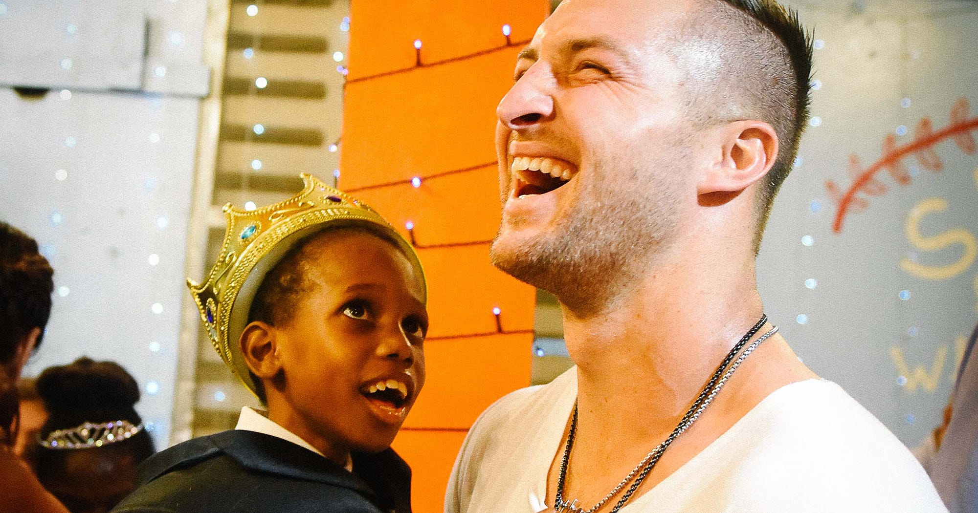Tim Tebow Night To Shine Prom In Haiti(00)